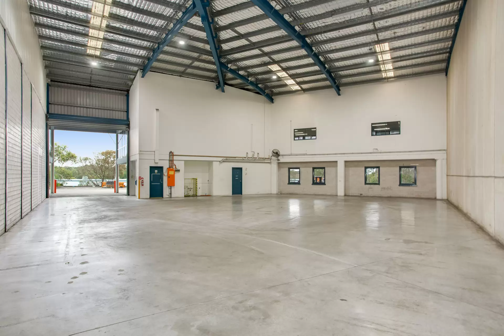 Belrose For Lease by One Commercial - image 1